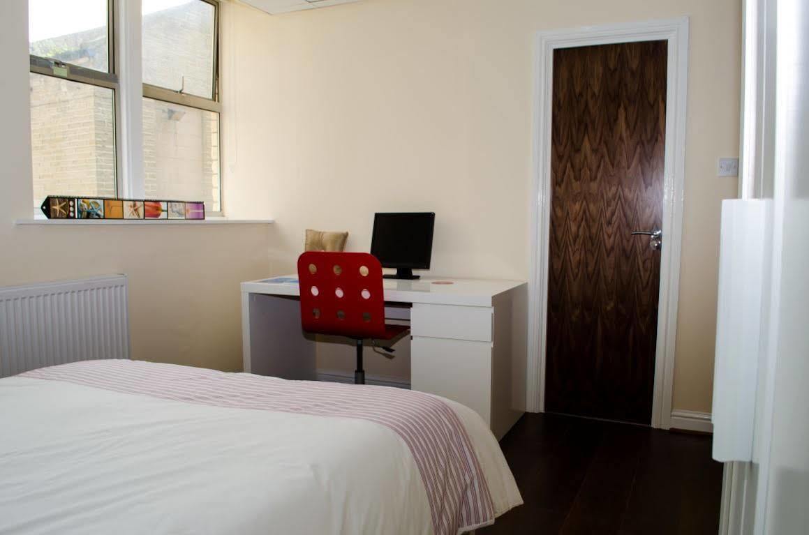 Gloucester House Bradford  Luaran gambar